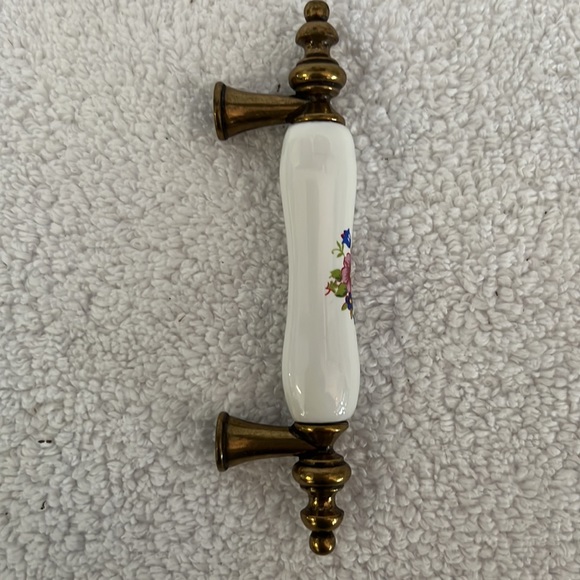 White Porcelain Floral Design Cabinet Drawer Pull Handles - Picture 2 of 9
